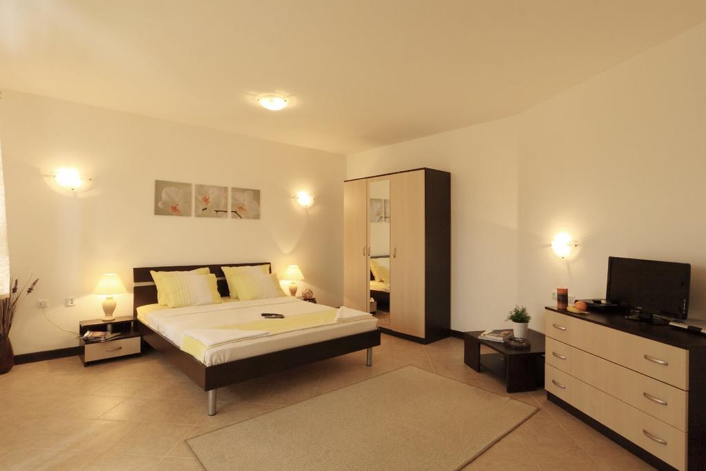 Pearl Apartments Sozopol Buitenkant foto